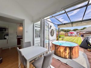 Photo 17- click for photo gallery